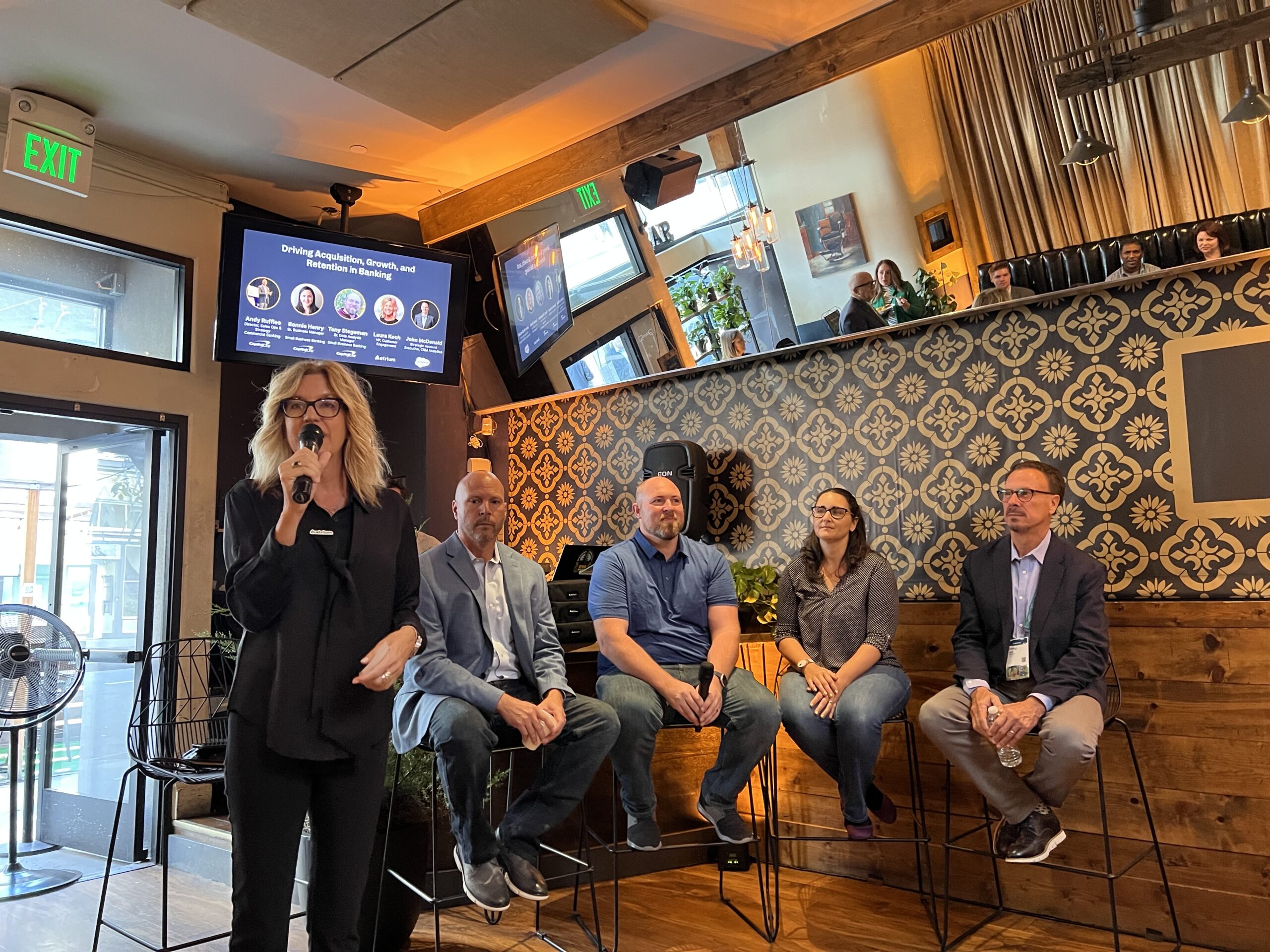 banking breakfast panel at dreamforce 2022 featuring capital one and salesforce