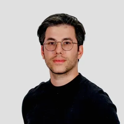 Ofir Klein headshot